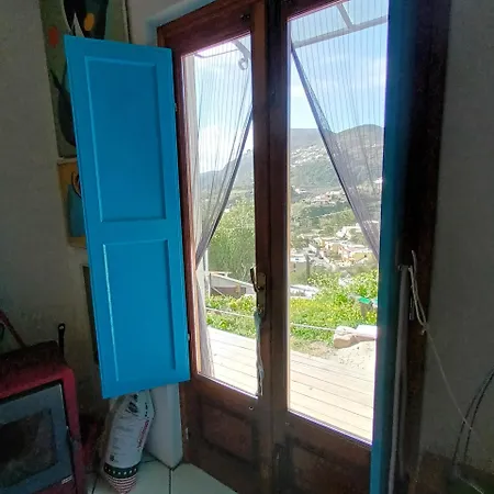 بيت ضيافة Casasvedese Marina (Lipari)